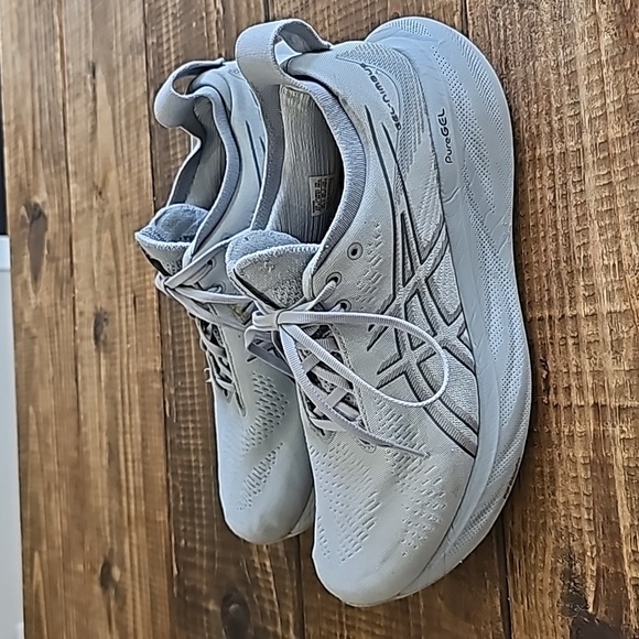 ASICS Gel Nimbus 25 sz women's sz 10.5 gray - Picture 4 of 9